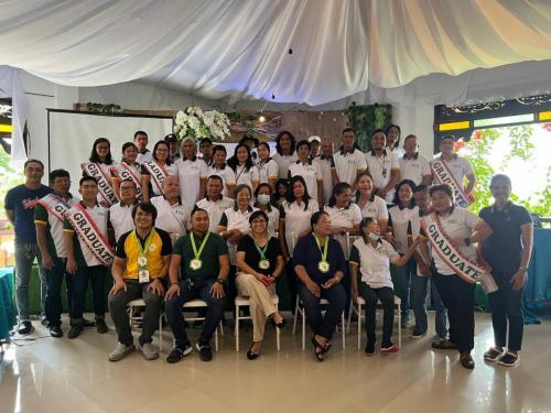 11-7-16-Bagong-rice-specialists-ng-Bicol-may-kumpyansang-makakatulong-sa-pagpapaunlad-ng-pagsasaka